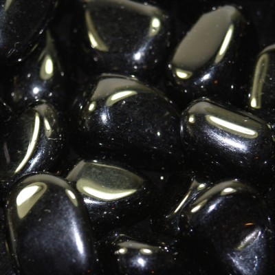 Obsidián tromlovaný (leštěný) valounek