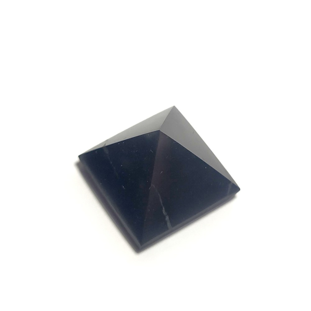 Šungit pyramida leštěna 2,5 x 2,5 cm
