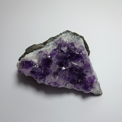 Ametyst 25. drúza 124g